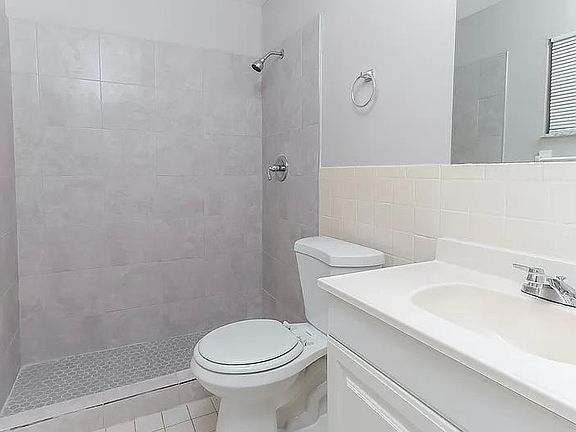 5th image of 6608 S Congress Ave #1