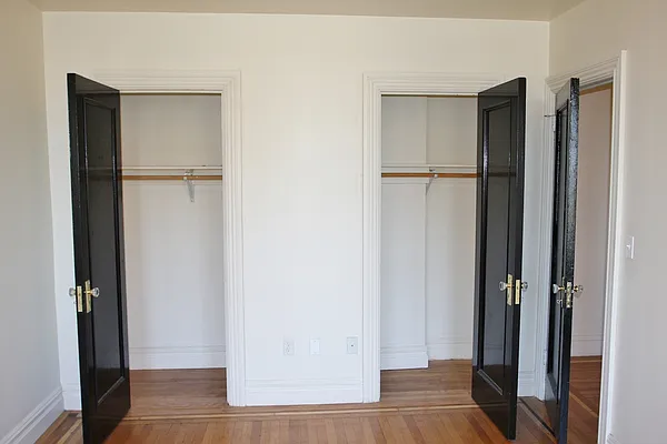 Rented by Julianna Realty Corp | media 64