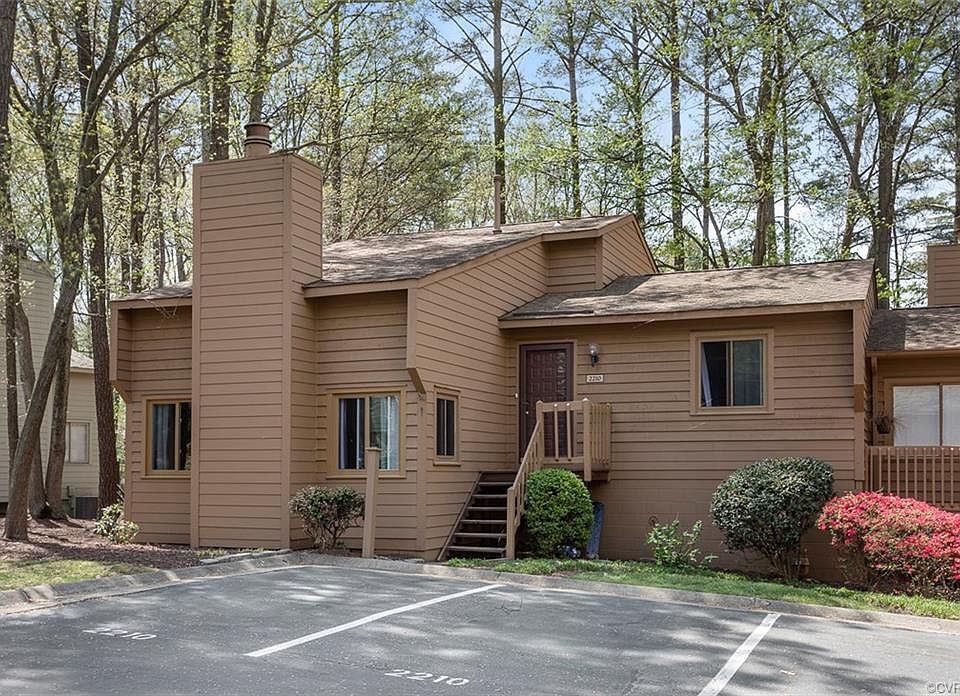 1st image of 2210 Rocky Point Pkwy #2210