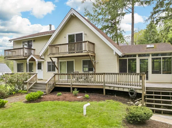 28 Shelburne Lane, Barnstead, NH 03218