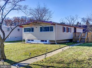 906 Scotts Hill Dr, Pikesville, MD 21208