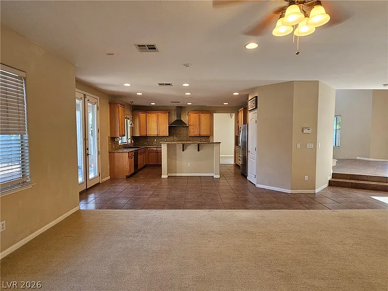 10012 Madison Walk Ave — Photo 9