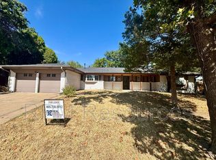 2820 N McMillan Ave, Bethany, OK 73008