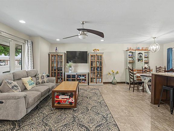 3rd image of 341 E Platt Dr