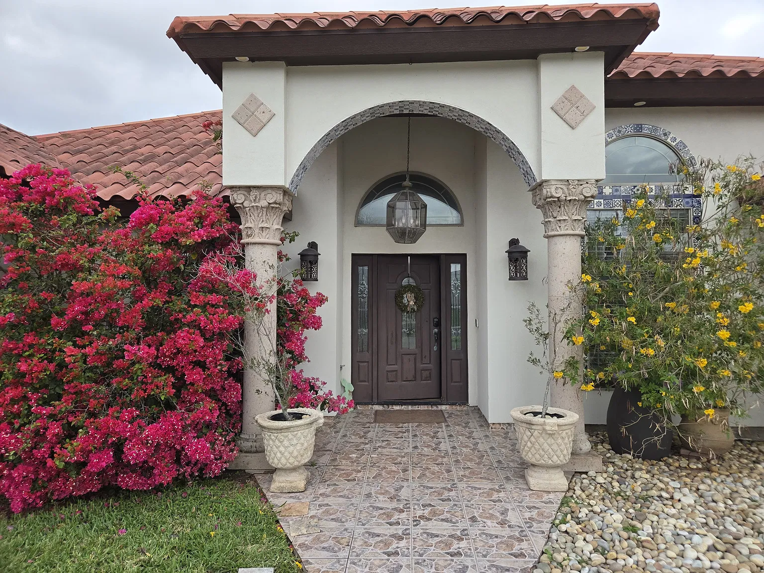 4 bed, 2091 sqft, $2,695 — Photo 3