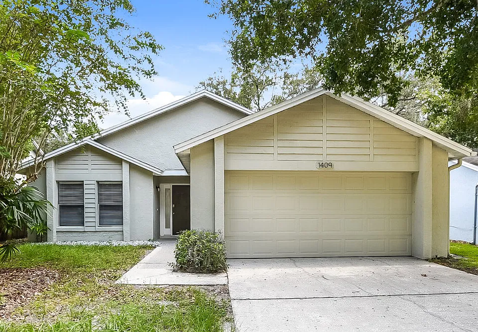 1409 Bridlebrook Dr