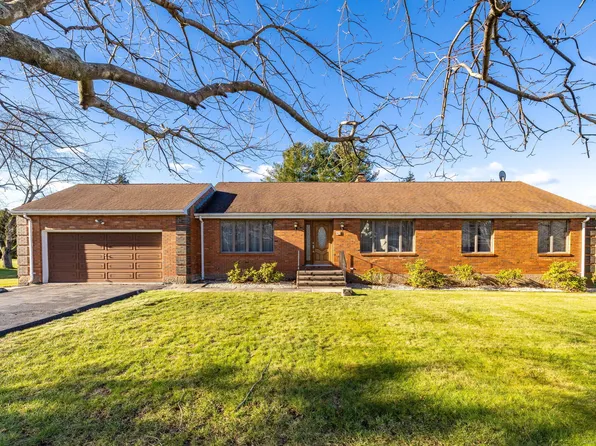 21 Crest Drive, Cromwell, CT 06416