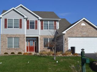 13437 Springhill Dr, Winnebago, IL 61088