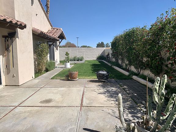 2nd image of 69291 Kemper Ct