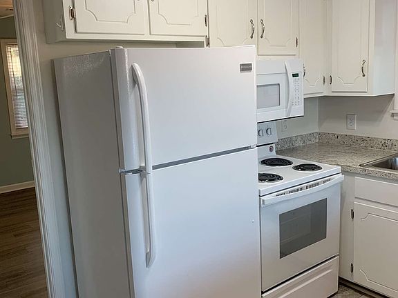 2nd image of 1113 Homestead Garden Ct APT 4
