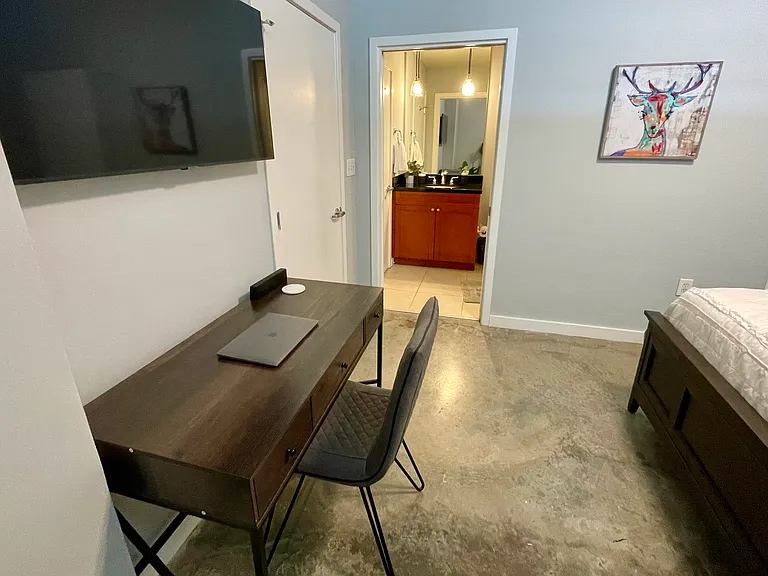 525 E Jackson St #706 — Photo 25