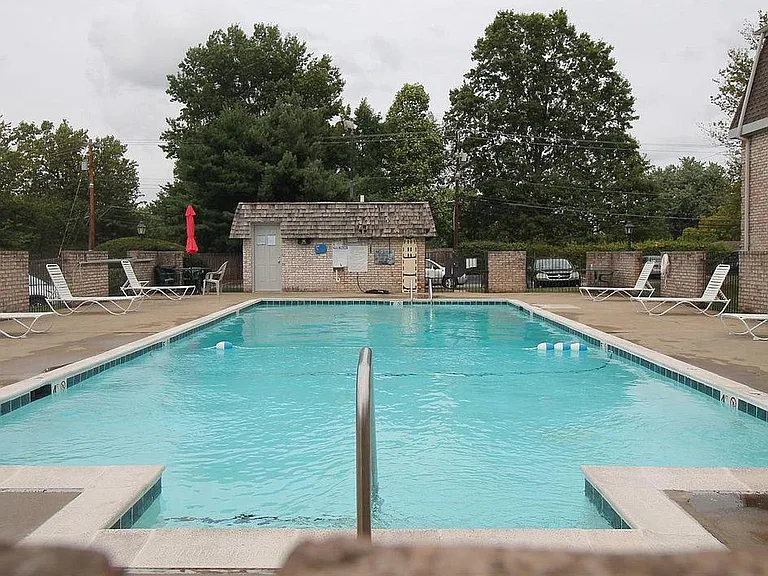 175 Malabu Dr #54 — Photo 7