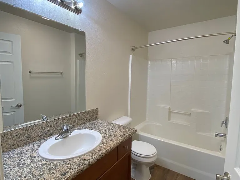 2109 Bella Oaks Dr — Photo 22