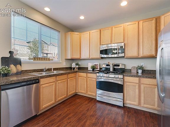 3rd image of 7752 Blue Vail Way