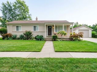 22948 E Schafer St, Clinton Township, MI 48035