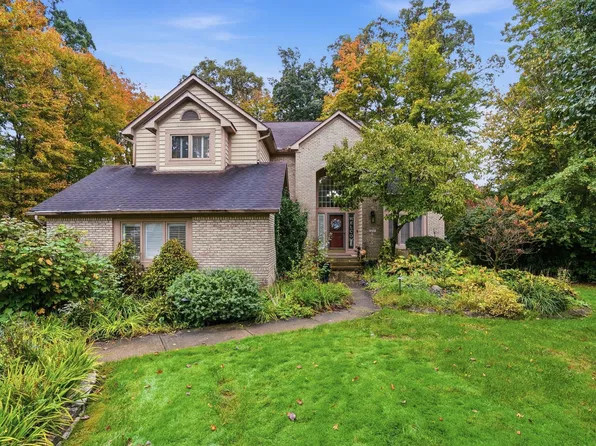 1237 Whispering Meadow Ct, New Albany, OH 43054