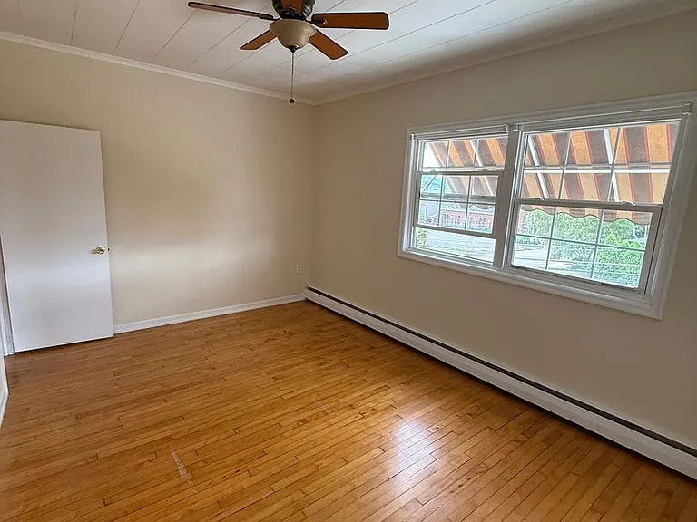 602 Church St — Photo 11