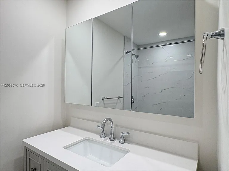 1221 NW 44th St — Photo 25