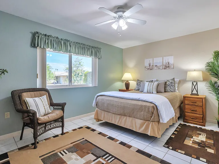 Guest room