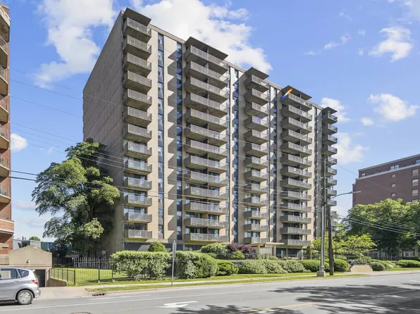 The Macdonald, 5885 Cunard St, Halifax, NS B3K 1E3