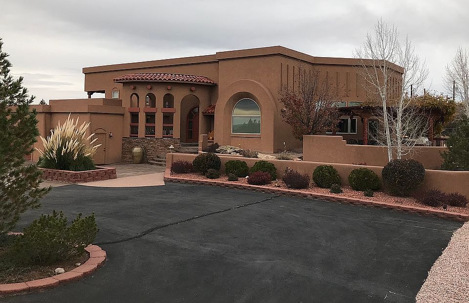 1st image of 6201 Foothills Dr