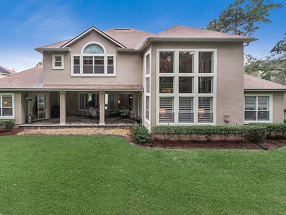 5th image of 268 Clearwater Dr
