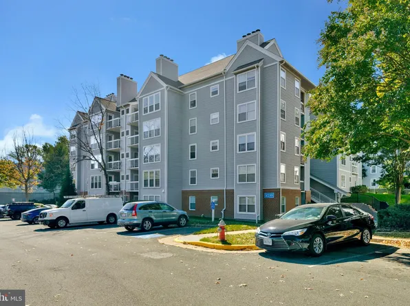 10248 Appalachian Cir Unit 1-C7, Oakton, VA 22124