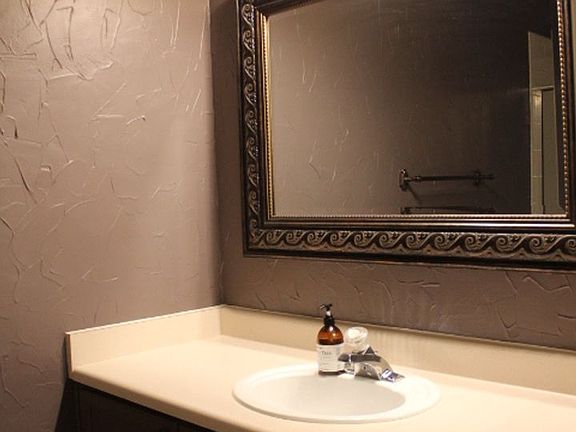 3rd image of 7429 S Alkire St APT 206