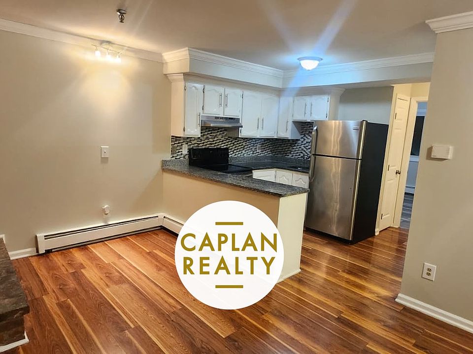 1st image of 678 Savin Ave #2CL