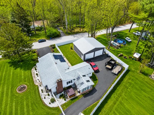 38 Bramble Ln, Churchville, MD 21028