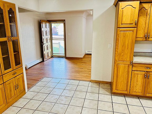 2nd image of 64 Cornell Cir