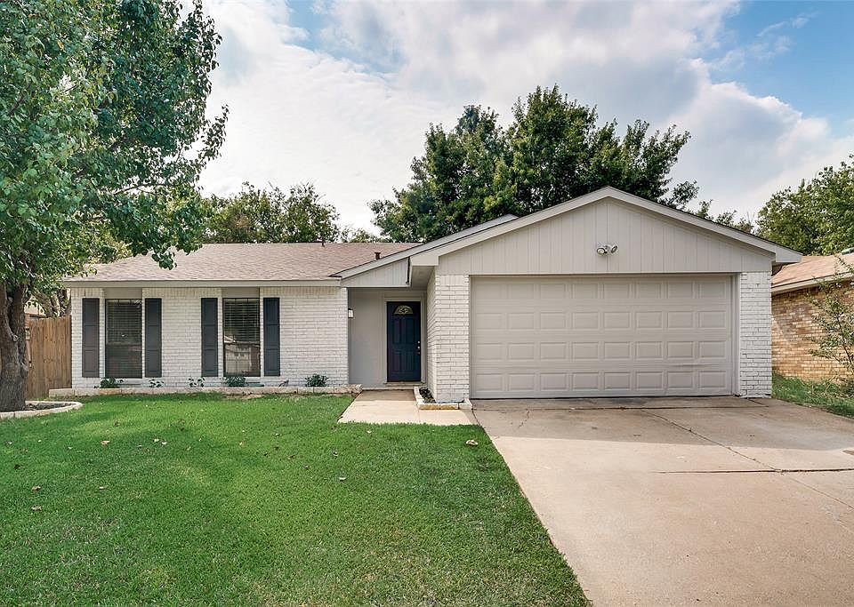 1st image of 2020 Pennington Dr