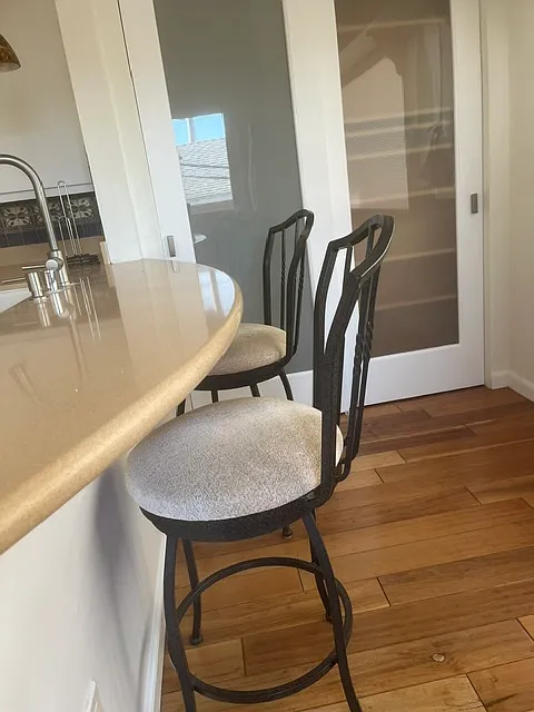 2 bed, 1000 sqft, $3,200 — Photo 4