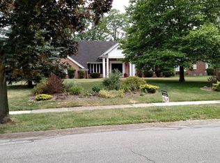 144 Eagle Point Dr, Rossford, OH