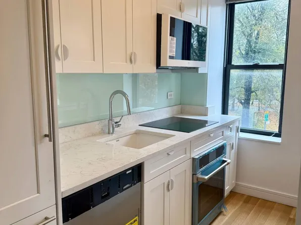 230 Riverside Drive image 4 of 15