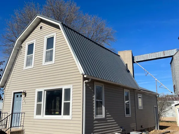 261 State St, Jackson, MN 56143