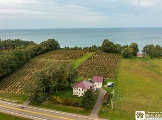 9954 E Lake Rd, Ripley, NY 14775