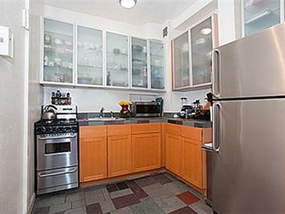 281 W 11th St APT 2A, New York, NY, 10014