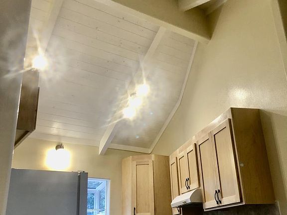 3rd image of 626 Cathedral Dr
