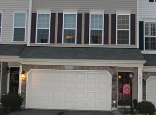 42447 Patrick Wayne Sq, Ashburn, VA 20148