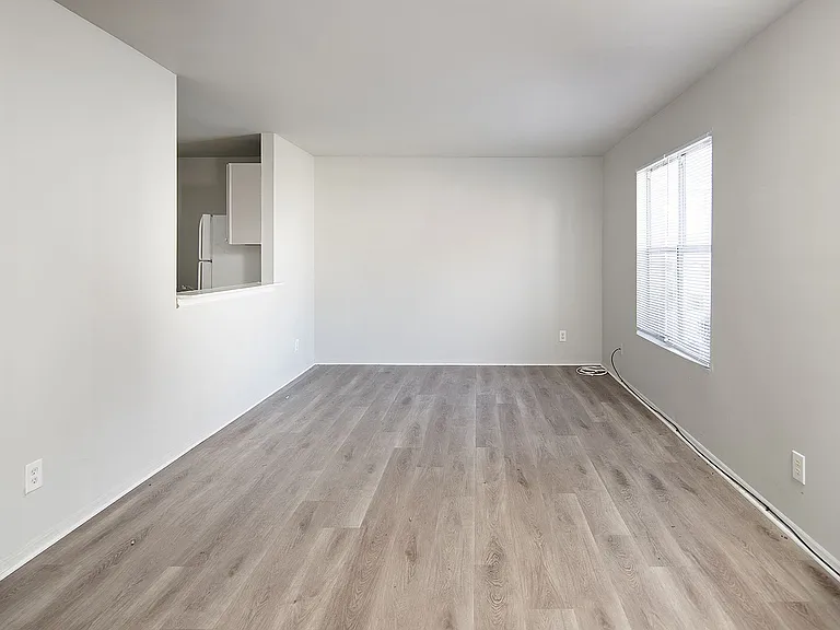 1234 Saratoga Dr — Photo 30