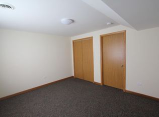 520 1/2 Kennedy St, Marengo, IL 60152