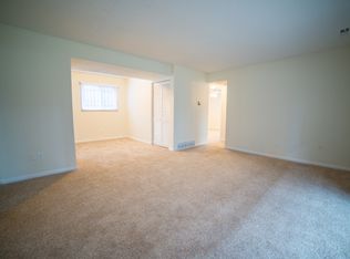 4010 Oak St #8, Kansas City, MO 64111