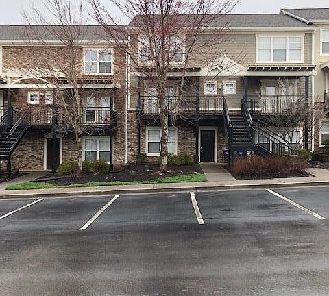 3rd image of 1105 Tree Top Way APT 1729