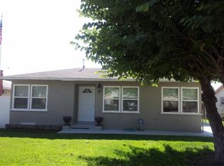 924 W F St, Colton, CA 92324