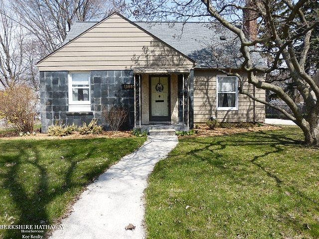 1st image of 13680 Sherwood St