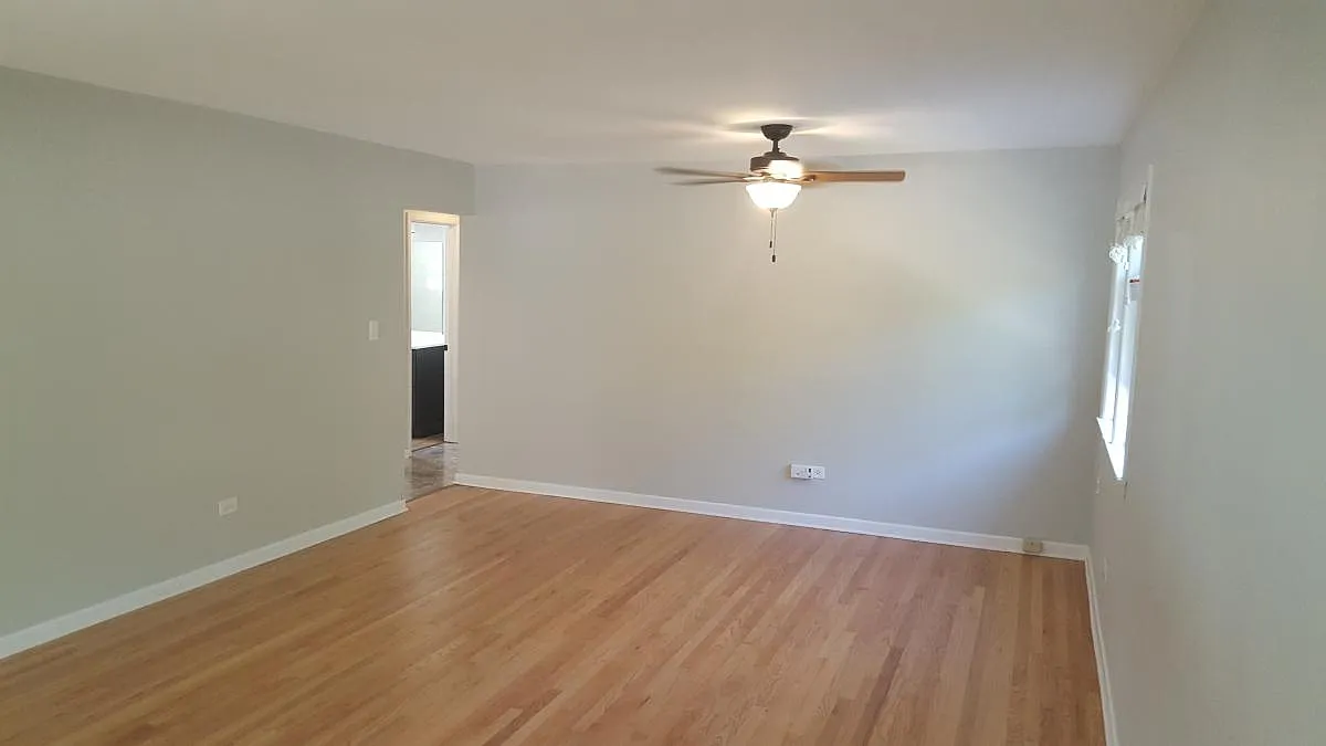 3 bed, 1.5 bath, 1500 sqft, $2,000 — Photo 4