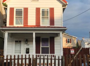 122 Hamilton Ave, Waynesboro, PA 17268