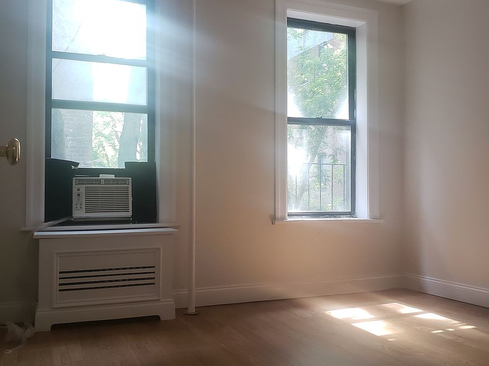 1st image of 1710 2nd Ave APT 2R