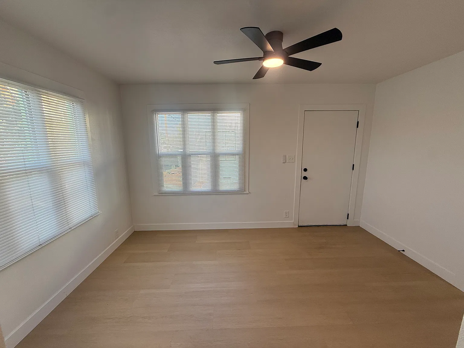 1 bed, $2,295 — Photo 2